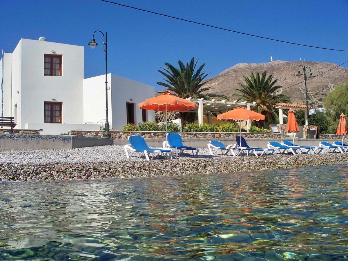 Oasis Apartments Livadia  Bagian luar foto