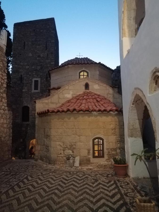 Oasis Apartments Livadia  Bagian luar foto